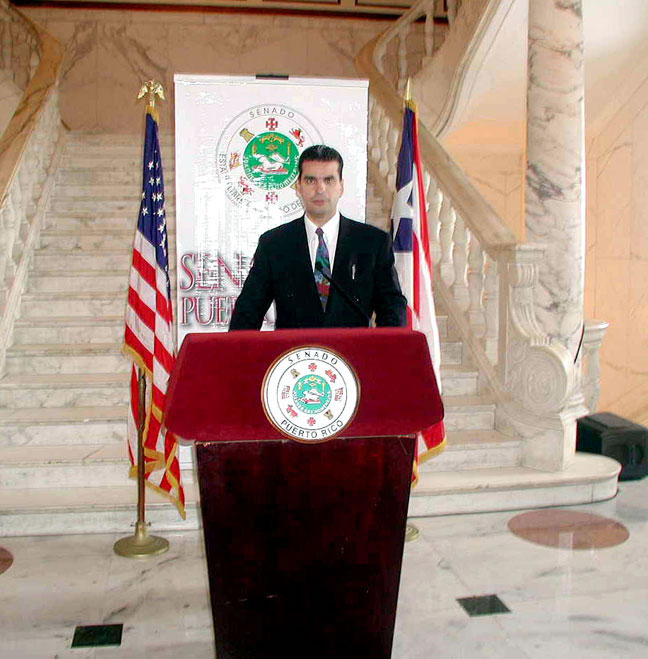 William addresses the PR Senate about emergency proceedures